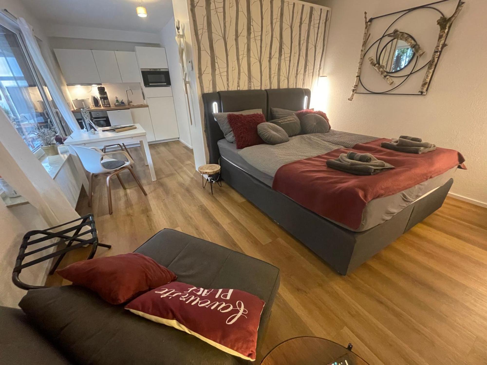 Rosmarin - Kuschelige Fewo - Romantik & Entspannung Im Whirlpool Auf Privater Terrasse, Ruhe & Hund Willkommen - By Ferienwohnenamsee - Uberlingen Exterior photo